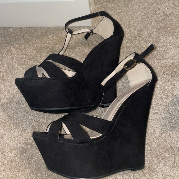 Fashion Focus Black Wedges with ankle strap NWOT - Picture 8 of 9
